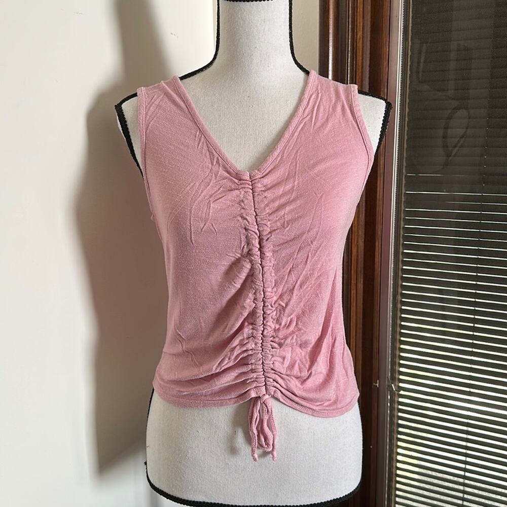 Olivia Rae | Sleeveless V-Neck with Ruche feature Size M